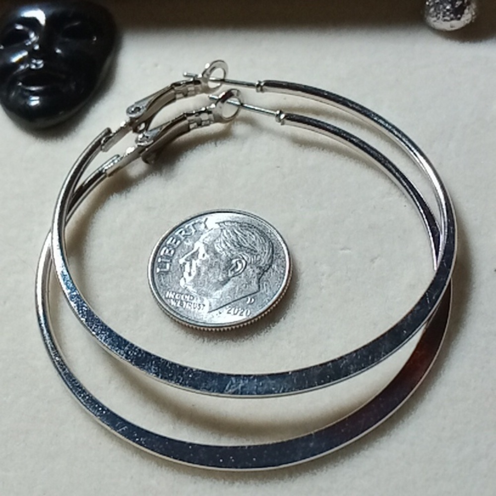 Sleek Silver-Tone Hoop Earrings | Classic Style | Lightweight Everyday Hoops